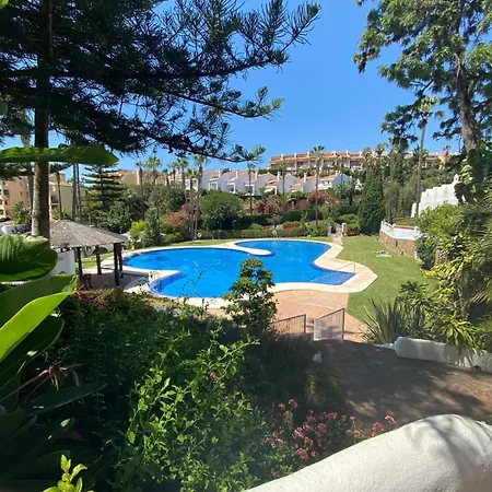 Apartment Benalgolf Vista Al Mar - Piscina Y Playa - Cercano A Campo De Golf